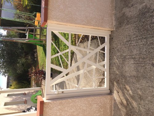 ﻿Installation de stores lames orientable Biarritz